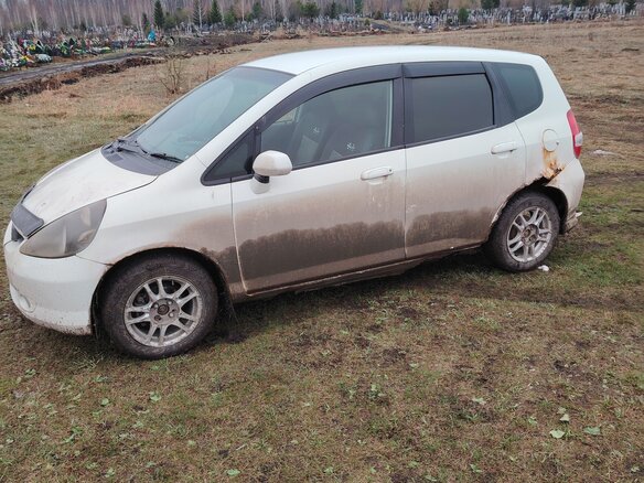 2002 Honda Fit I, белый - вид 3