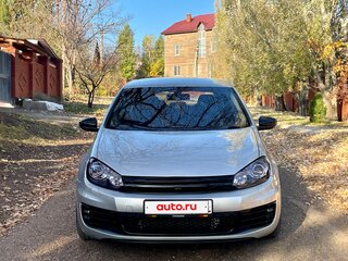 2010 Volkswagen Golf VI, серебристый, 1010000 рублей, вид 4