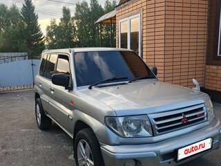 1999 Mitsubishi Pajero iO, серый, 530000 рублей, вид 2
