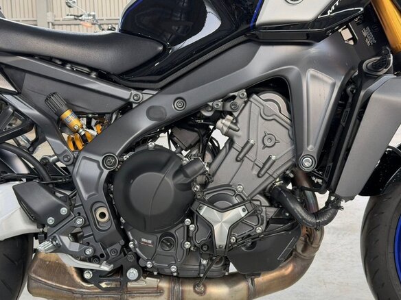 2024 Yamaha MT-09 (FZ-09), синий - вид 12