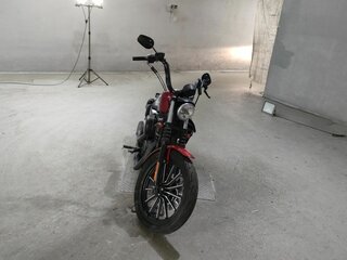 2011 Harley-Davidson Sportster 883, красный, 783000 рублей, вид 4