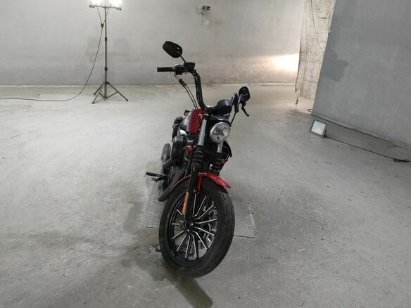 2011 Harley-Davidson Sportster 883, красный, 783000 рублей - вид 3