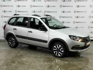 2025 Lada (ВАЗ) Granta Cross I Рестайлинг, серебристый, 1246000 рублей, вид 3