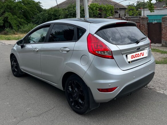 2008 Ford Fiesta Mk6, серебристый, 635000 рублей - вид 5