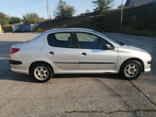 2009 Peugeot 206, серебристый, 200000 рублей, вид 3