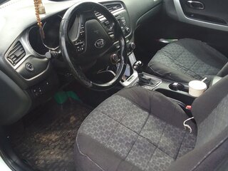2015 Kia Ceed II Рестайлинг, белый, 750000 рублей, вид 4