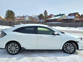 2017 Honda Civic X, белый, 1720000 рублей, вид 3