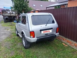 2017 Lada (ВАЗ) 2121 (4x4) I Рестайлинг, серебристый, 600000 рублей, вид 3