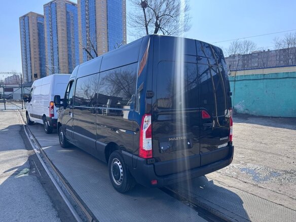 2024 Renault Master, чёрный, 4700000 рублей - вид 6