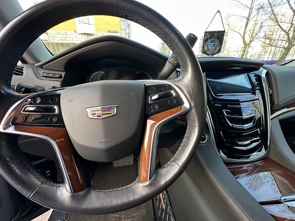 2020 Cadillac Escalade IV, чёрный, 5500000 рублей - вид 14