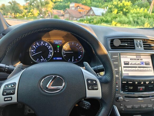 2012 Lexus IS 250 II Рестайлинг 2, белый, 1930000 рублей - вид 12