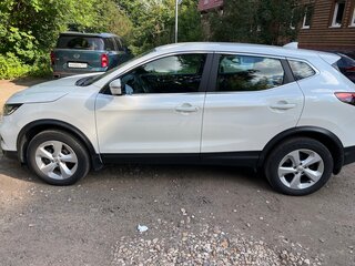 2019 Nissan Qashqai II Рестайлинг, белый, 1870000 рублей, вид 4