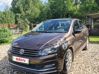 2017 Volkswagen Polo V Рестайлинг, коричневый, 1270000 рублей, вид 1
