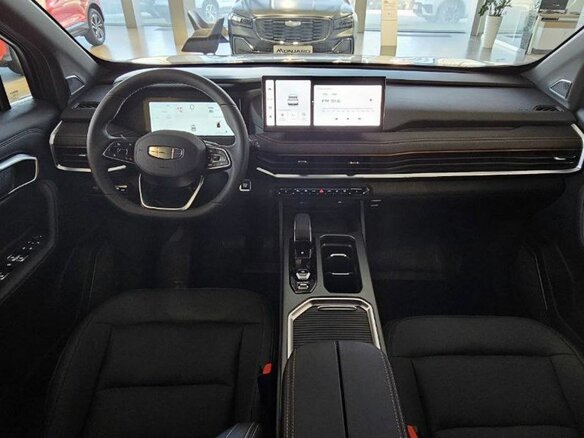 2026 Geely Okavango I Рестайлинг, белый, 4025190 рублей - вид 7