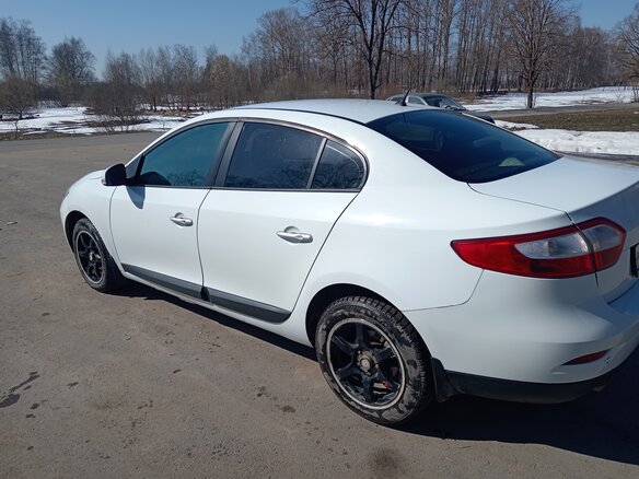 2010 Renault Fluence I, белый, 700000 рублей - вид 5