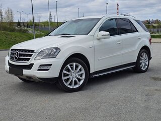 2011 Mercedes-Benz M-Класс 350 II (W164) Рестайлинг, белый, 1750000 рублей, вид 3
