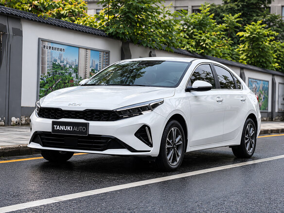 2022 Kia K3 II (China Market) Рестайлинг, белый, 1385005 рублей