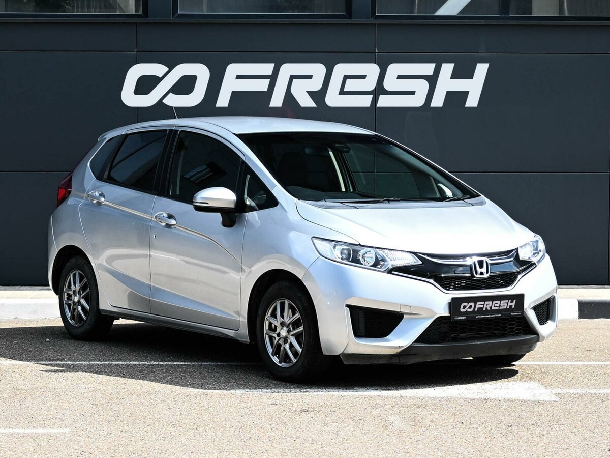 Открыть фотографии: Honda Fit III