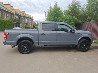 2019 Ford F-150 XIII Рестайлинг, серый, 3800000 рублей, вид 4