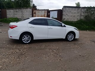 2015 Toyota Corolla XI (E160, E170, E180), белый, 1300000 рублей, вид 5