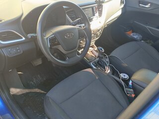 2017 Hyundai Solaris II, синий, 1000000 рублей, вид 1