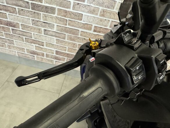 2023 Yamaha MT-09 (FZ-09), чёрный, 1182000 рублей - вид 10