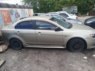 2010 Mitsubishi Lancer X, бежевый, 268000 рублей, вид 1