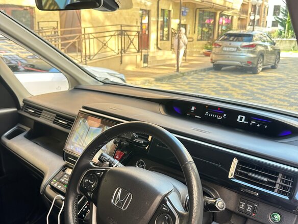 2017 Honda Stepwgn Spada V Рестайлинг, белый, 1680000 рублей - вид 17