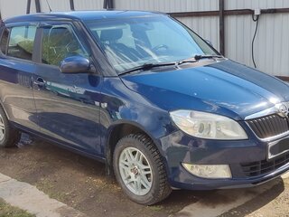 2013 Skoda Fabia II Рестайлинг, синий, 540000 рублей, вид 4