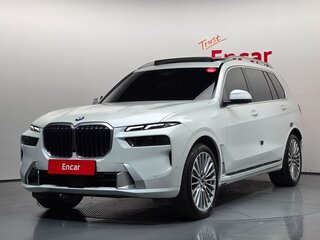 2024 BMW X7 40i I (G07) Рестайлинг, белый, 13100000 рублей, вид 1