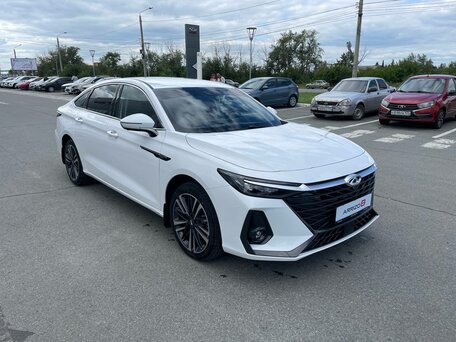 Chery Arrizo 8