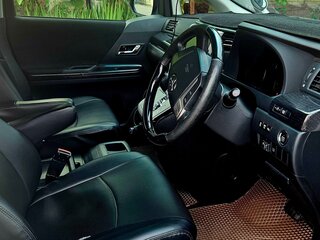 2012 Toyota Vellfire I, белый, 2415000 рублей, вид 4