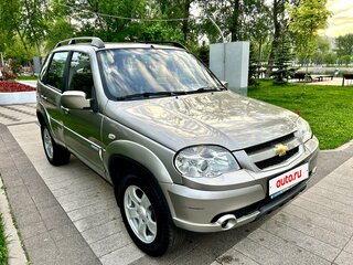 2009 Chevrolet Niva I Рестайлинг, серый, 399000 рублей, вид 3