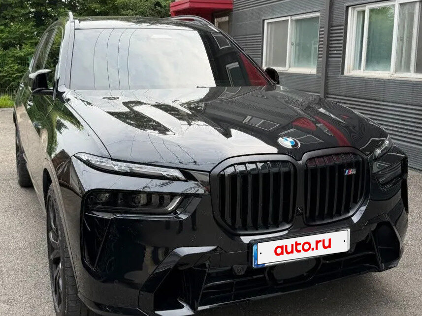 Открыть фотографии: BMW X7 I (G07) Рестайлинг