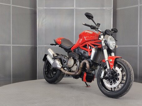 2014 Ducati Monster 1200, красный, 589000 рублей, вид 2