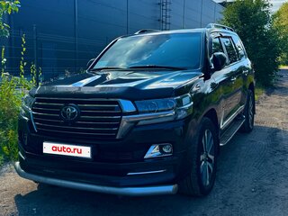 2016 Toyota Land Cruiser 200 Series Рестайлинг 2, чёрный, 4600000 рублей, вид 1