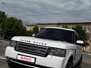 2011 Land Rover Range Rover III Рестайлинг 2, белый, 2000000 рублей, вид 1