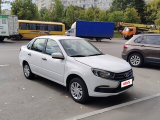 2018 Lada (ВАЗ) Granta I Рестайлинг, белый, 390000 рублей, вид 2