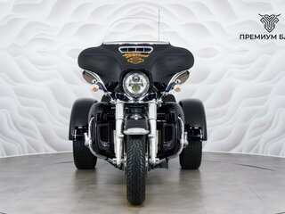 2023 Harley-Davidson Tri Glide, чёрный, 4199000 рублей, вид 4
