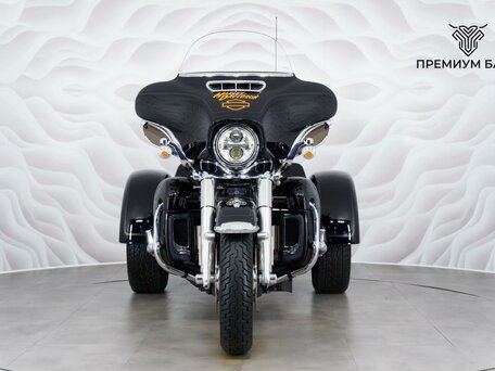 2023 Harley-Davidson Tri Glide, чёрный, 4199000 рублей, вид 4