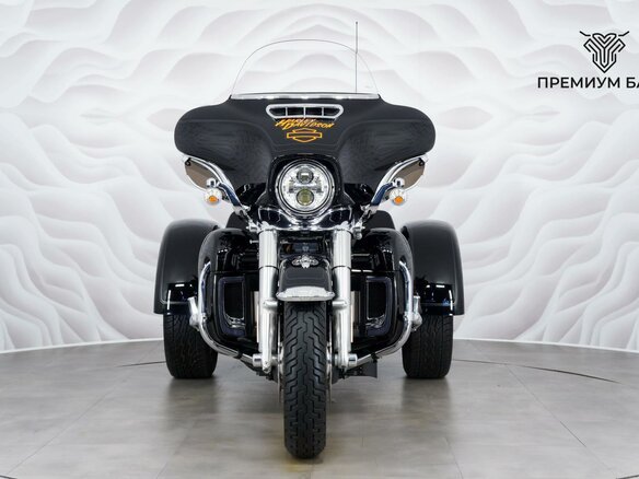 2023 Harley-Davidson Tri Glide, чёрный, 4199000 рублей - вид 3