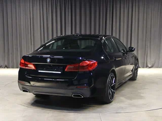 2020 BMW 5 серии 520d xDrive VII (G30/G31/G38), чёрный, 3149000 рублей, вид 2