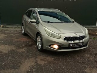 2013 Kia Ceed II, серебристый, 750000 рублей, вид 3