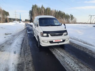 2005 Toyota Town Ace III, белый, 900000 рублей, вид 3