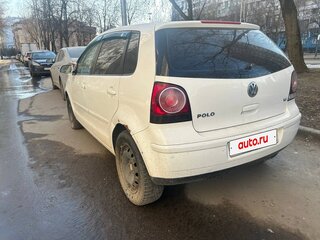 2008 Volkswagen Polo IV Рестайлинг, белый, 305000 рублей, вид 4