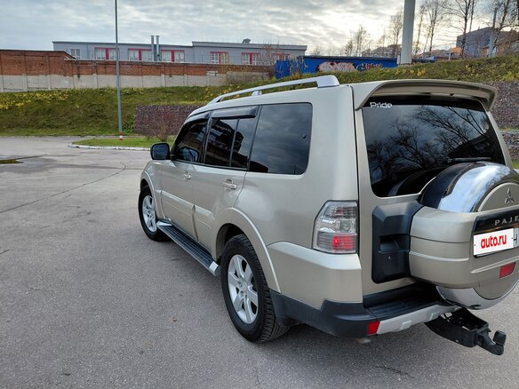 2008 Mitsubishi Pajero IV, бежевый, 1620000 рублей - вид 5