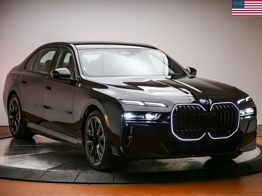 Открыть фотографии: BMW 7 серии VII (G70)