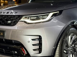 2026 Land Rover Discovery D250 V Рестайлинг, серый, 14200000 рублей, вид 2