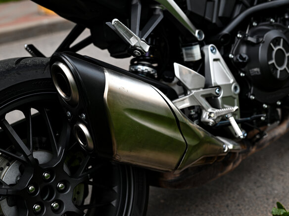 2021 Honda CB 1000R, красный, 1100000 рублей - вид 11