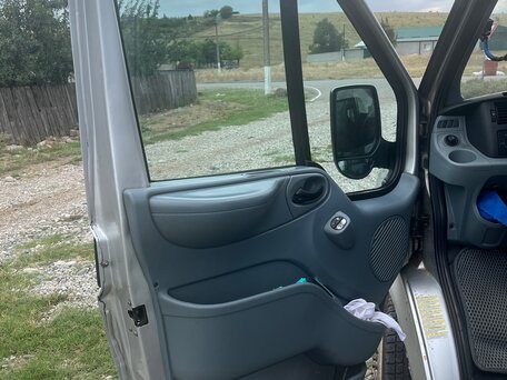 2012 Ford Transit, серебристый, 650000 рублей, вид 4